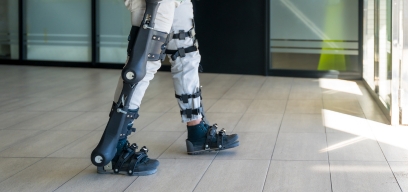 Expert panel discussions and keynote moments